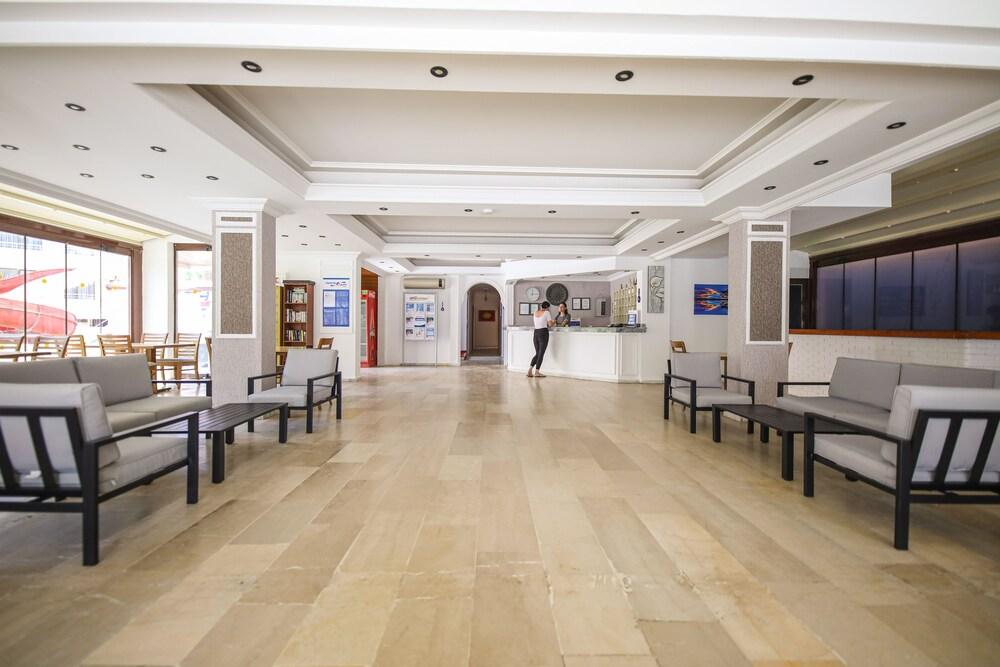 Delta Hotel Didim Exteriör bild