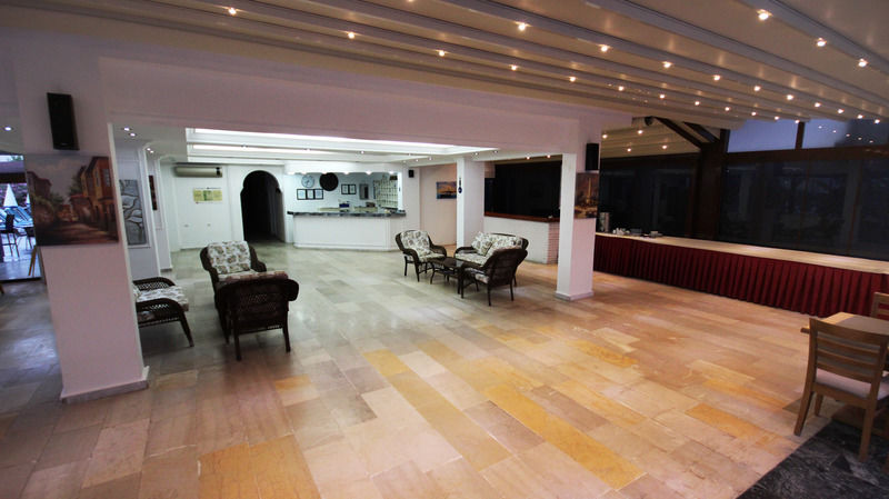 Delta Hotel Didim Exteriör bild