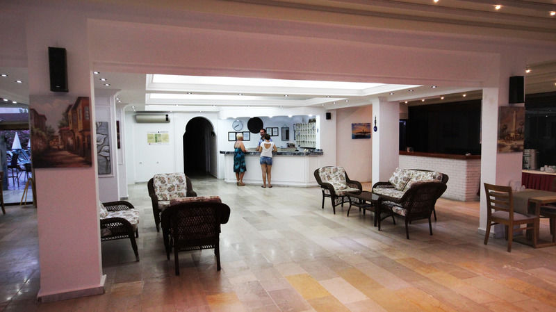 Delta Hotel Didim Exteriör bild