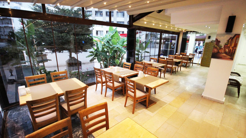 Delta Hotel Didim Exteriör bild